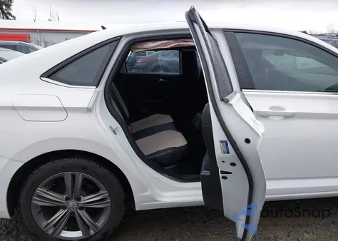 2019 Volkswagen Jetta 1.4T R-Line/1.4T S/1.4T Se из США, поврежденный, VIN 3VWC57BU5KM063597